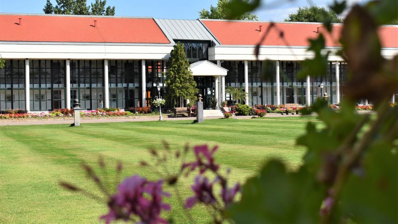 Hotel Club Tisza Lakitelek Dış mekan fotoğraf